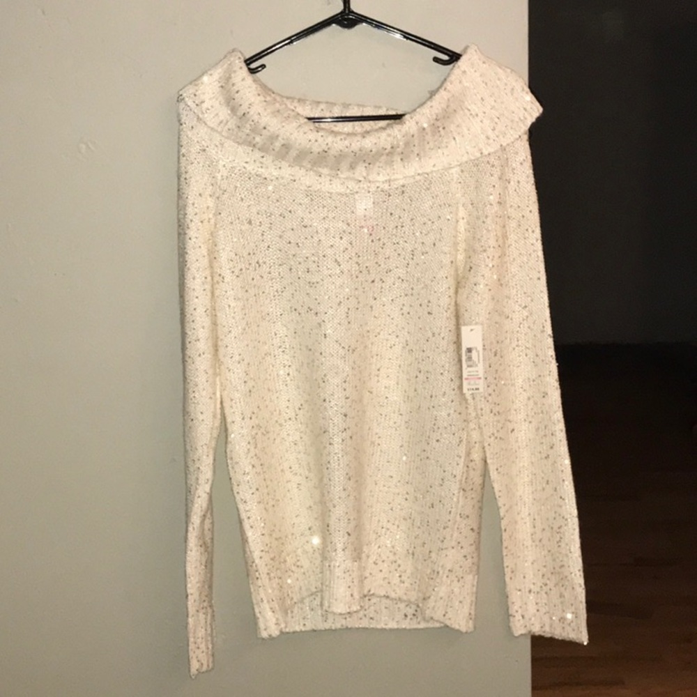 ❌SOLD❌Brand new no Boundaries sweater